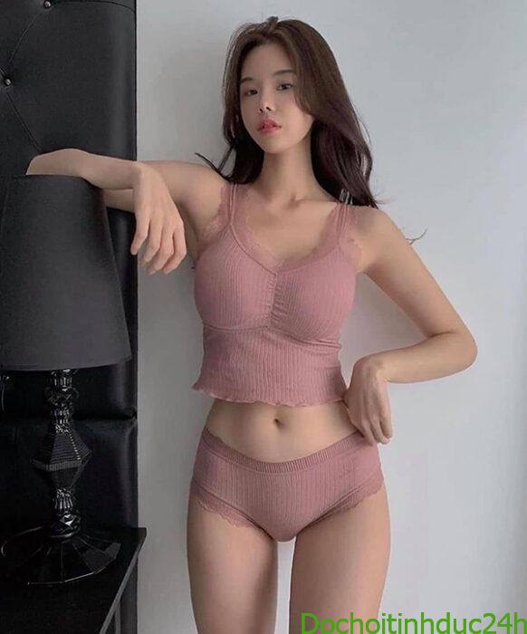 Gái Hàn xinh và lồn to